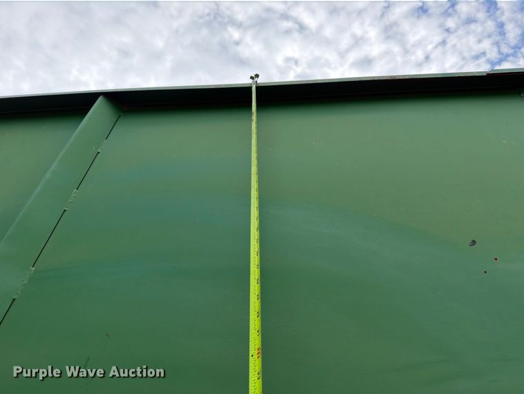 image for item FU1014 John Deere grain cart