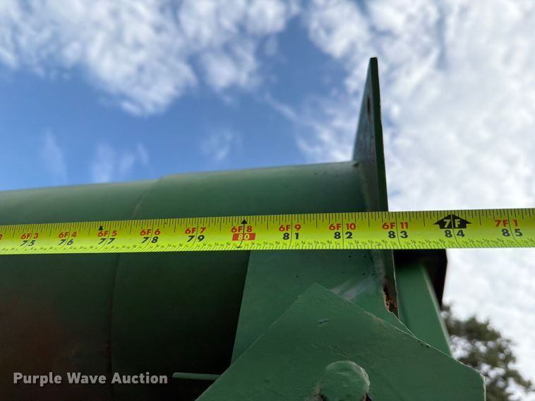 image for item FU1014 John Deere grain cart
