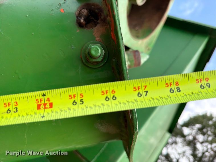 image for item FU1014 John Deere grain cart