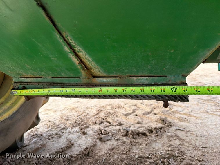 image for item FU1014 John Deere grain cart