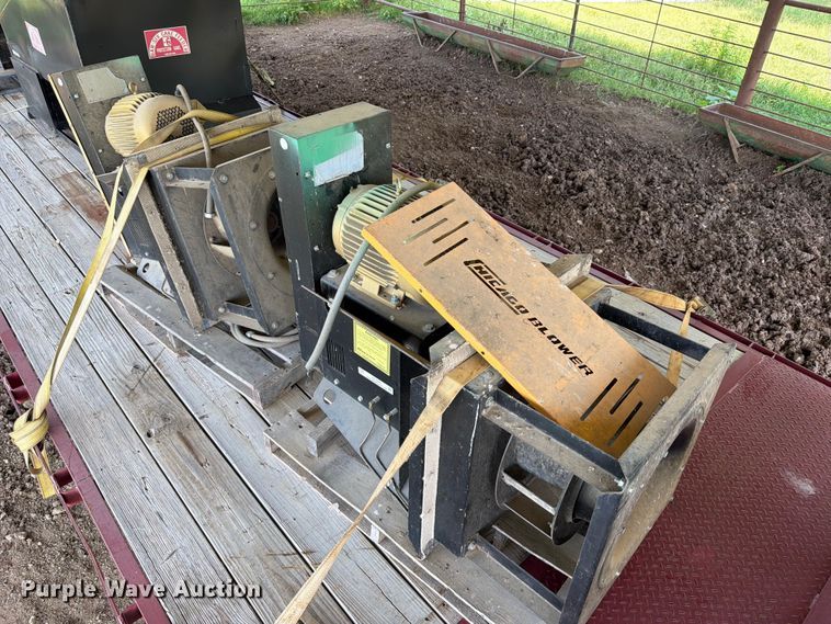 image for item FU1035 (2) Chicago Blower 182 utility blowers