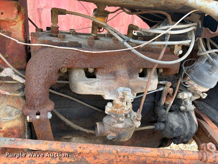 image for item FU4565 Ford tractor