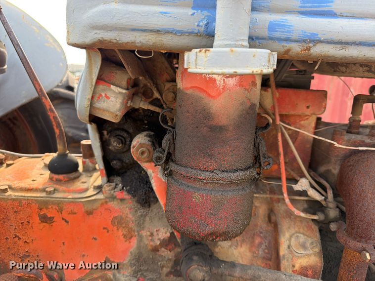 image for item FU4565 Ford tractor
