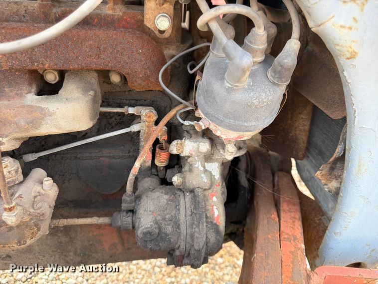 image for item FU4565 Ford tractor