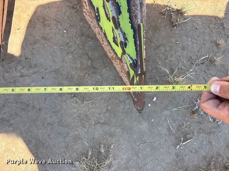 image for item JM9371 Claas Orbis 900 rotary forage head