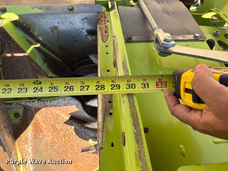 image for item JM9371 Claas Orbis 900 rotary forage head
