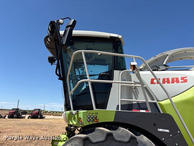 image for item JM9374 Claas Jaguar 990 forage harvester