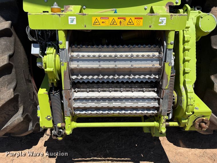 image for item JM9374 Claas Jaguar 990 forage harvester