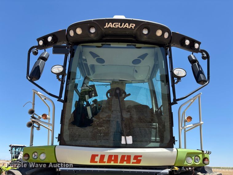 image for item JM9374 Claas Jaguar 990 forage harvester