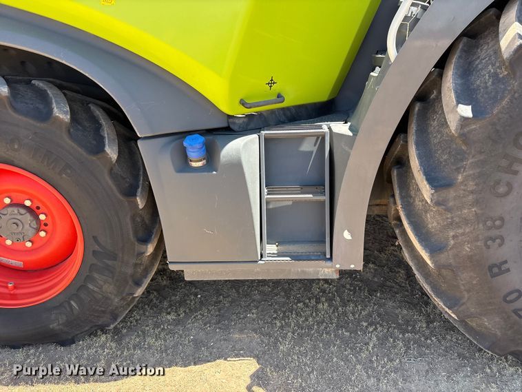 image for item JM9374 Claas Jaguar 990 forage harvester