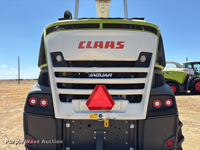image for item JM9374 Claas Jaguar 990 forage harvester