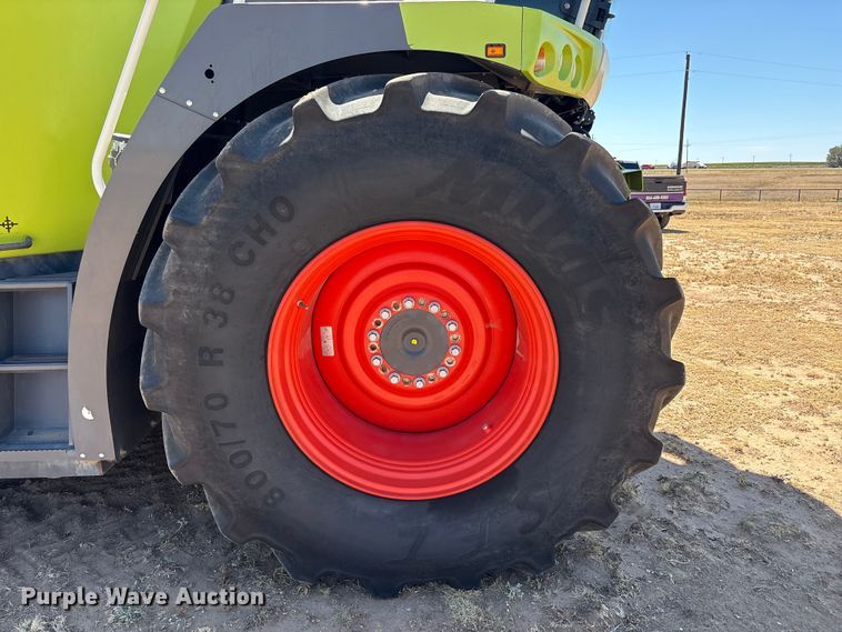 image for item JM9374 Claas Jaguar 990 forage harvester