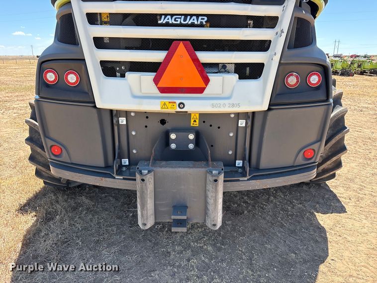 image for item JM9375 Claas Jaguar 990 forage harvester
