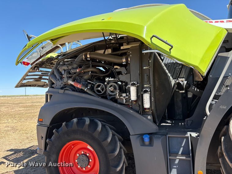 image for item JM9375 Claas Jaguar 990 forage harvester
