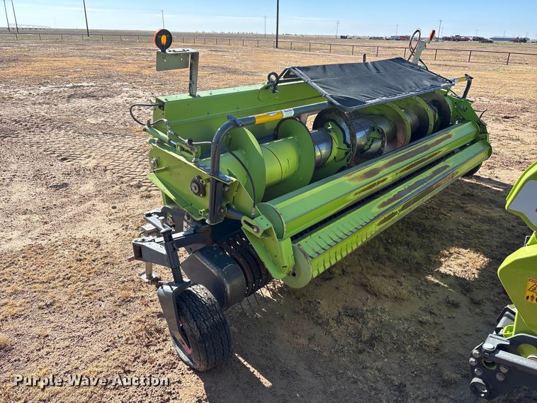 image for item JM9378 2017 Claas 380 pickup head