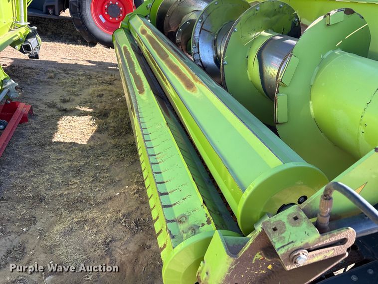 image for item JM9378 2017 Claas 380 pickup head