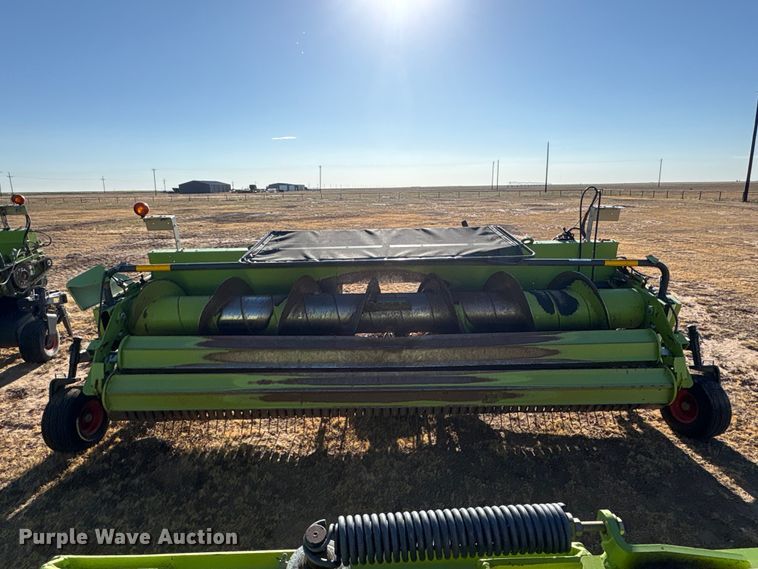 image for item JM9379 2019 Claas I36 380 pick up pickup head