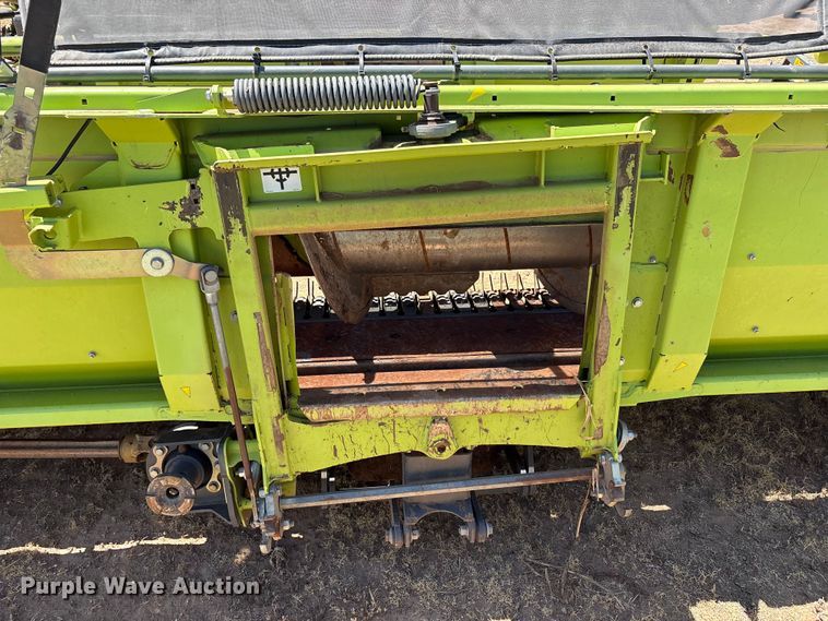 image for item JM9379 2019 Claas I36 380 pick up pickup head