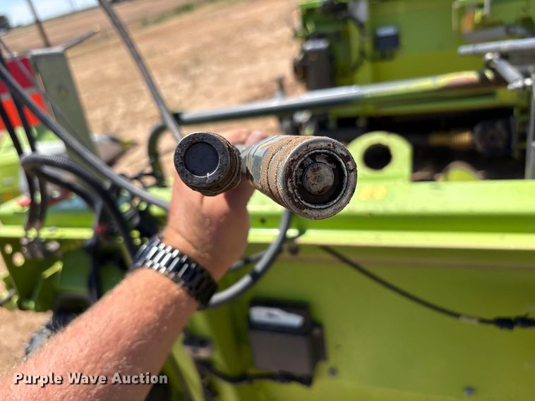 image for item JM9379 2019 Claas I36 380 pick up pickup head