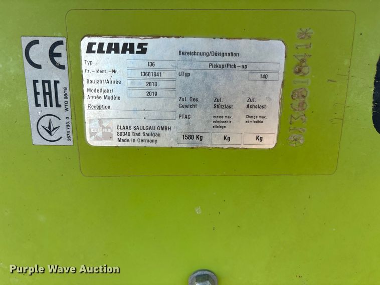 image for item JM9379 2019 Claas I36 380 pick up pickup head