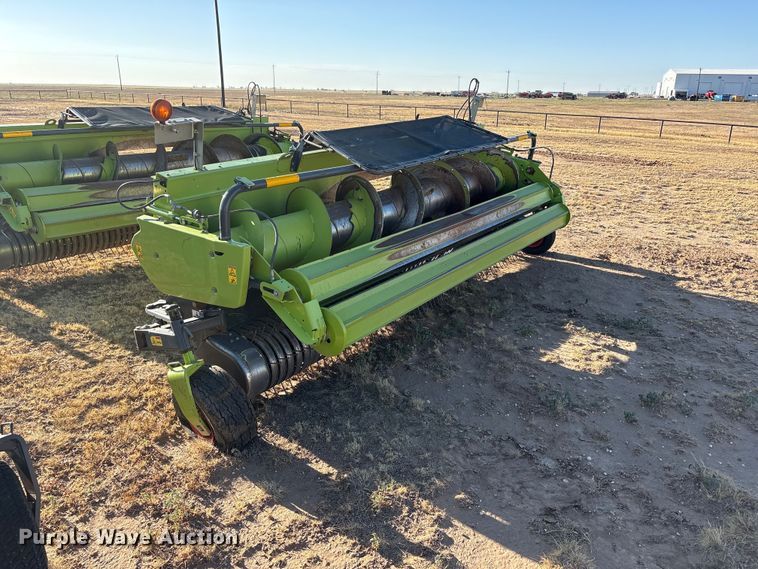 image for item JM9380 2018 Claas 380 pickup head
