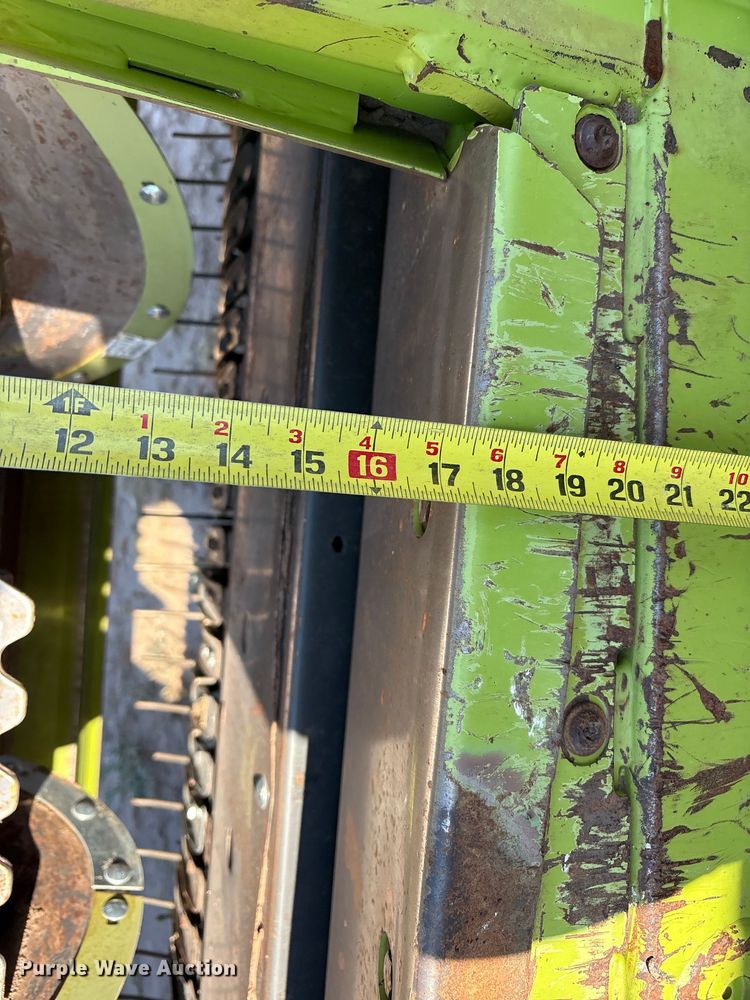 image for item JM9380 2018 Claas 380 pickup head