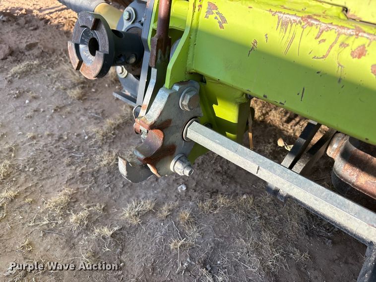 image for item JM9380 2018 Claas 380 pickup head
