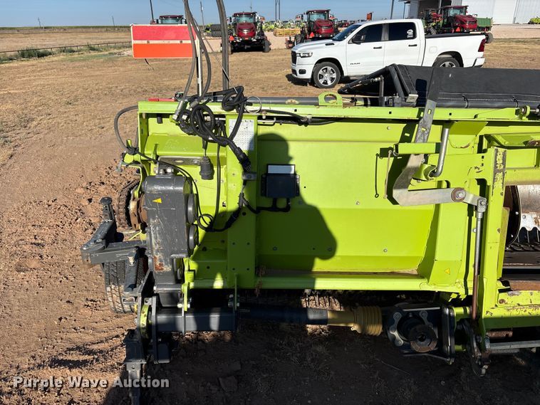 image for item JM9380 2018 Claas 380 pickup head