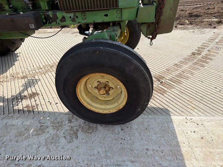 image for item MZ9799 John Deere 4230 tractor