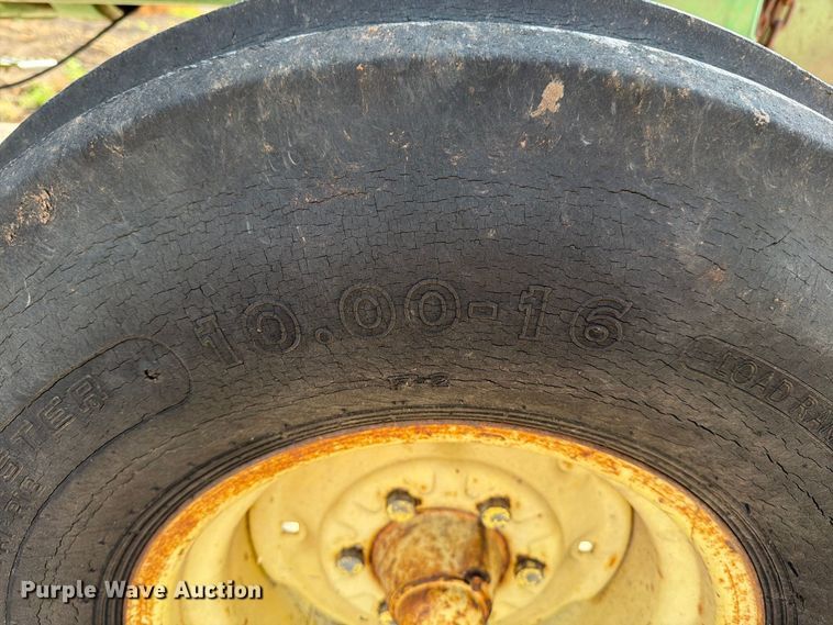 image for item MZ9799 John Deere 4230 tractor