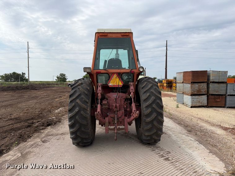 image for item MZ9800 Allis Chalmers A-C 7040 tractor