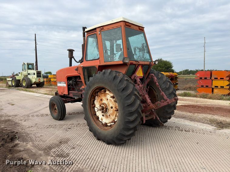 image for item MZ9800 Allis Chalmers A-C 7040 tractor