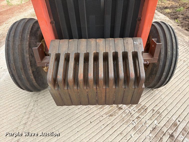 image for item MZ9800 Allis Chalmers A-C 7040 tractor