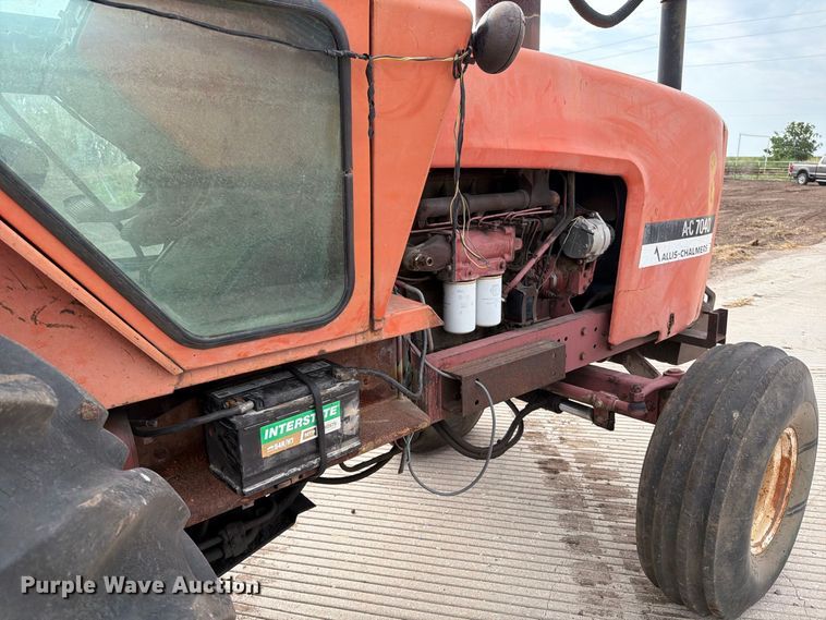 image for item MZ9800 Allis Chalmers A-C 7040 tractor