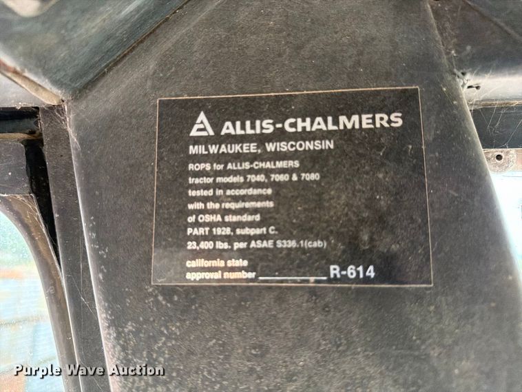 image for item MZ9800 Allis Chalmers A-C 7040 tractor
