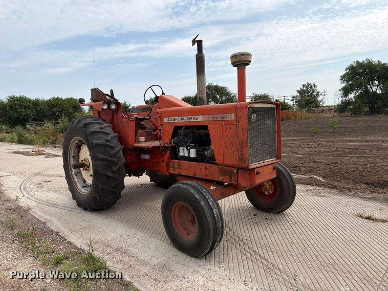 image for item MZ9801 Allis Chalmers Two-Twenty tractor