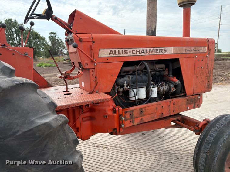 image for item MZ9801 Allis Chalmers Two-Twenty tractor
