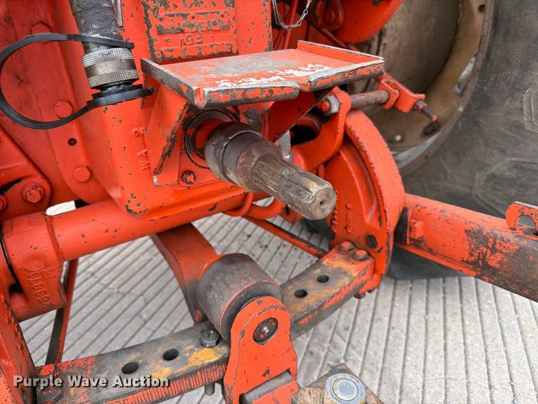 image for item MZ9801 Allis Chalmers Two-Twenty tractor
