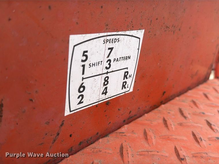 image for item MZ9801 Allis Chalmers Two-Twenty tractor
