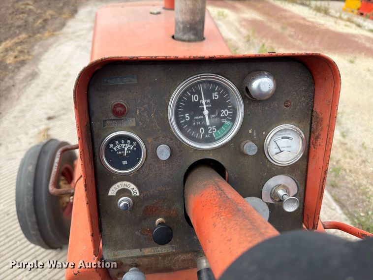 image for item MZ9801 Allis Chalmers Two-Twenty tractor