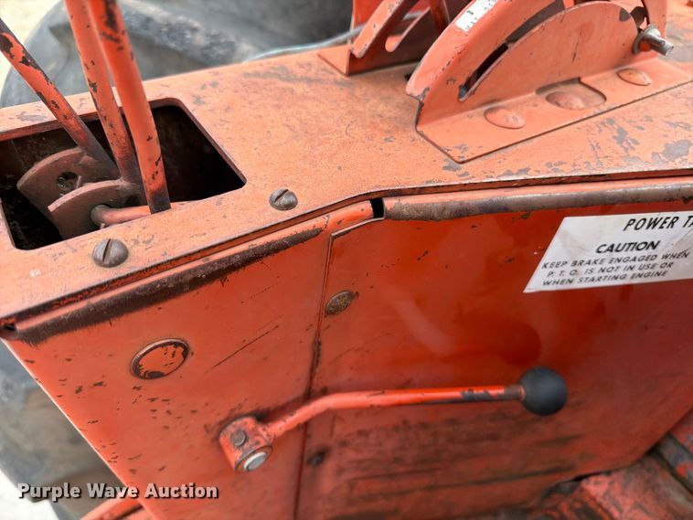 image for item MZ9801 Allis Chalmers Two-Twenty tractor