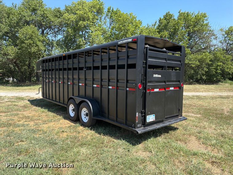image for item MZ9830 1999 Hillsboro livestock trailer