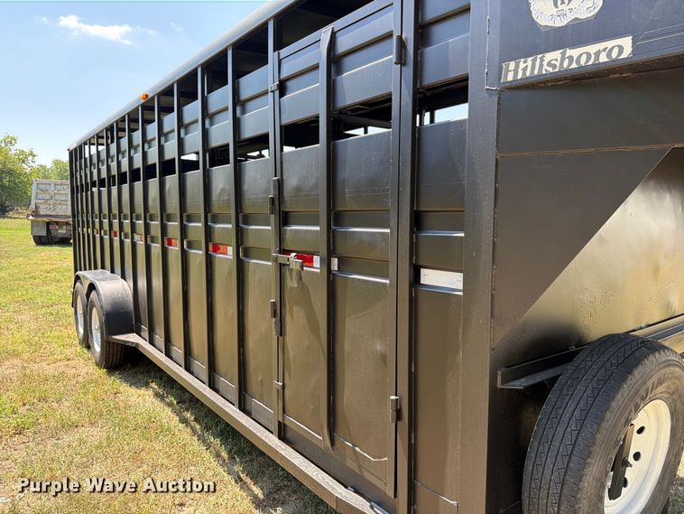 image for item MZ9830 1999 Hillsboro livestock trailer