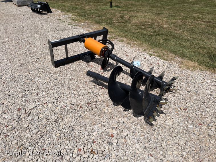 image for item MZ9925 2025 Wolverine ADB-13-1218R skid steer auger