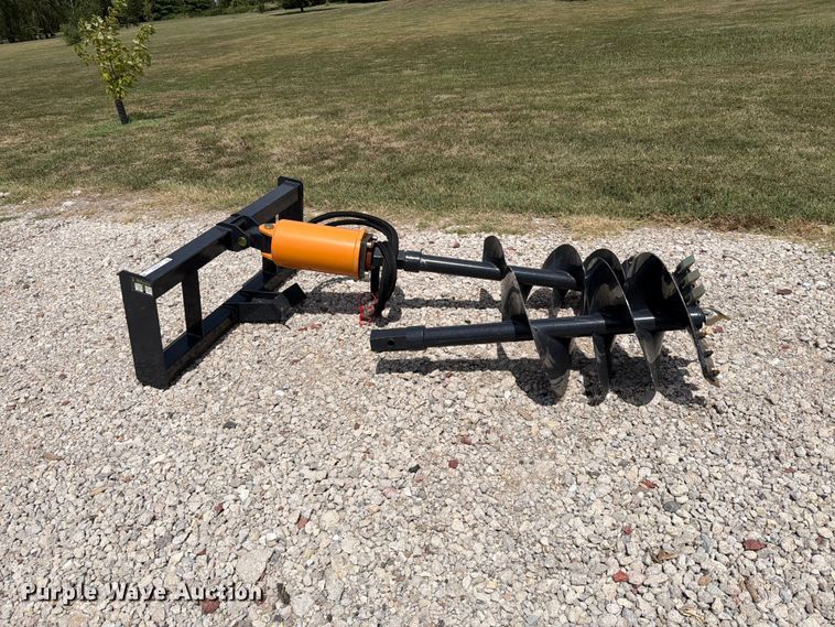 image for item MZ9925 2025 Wolverine ADB-13-1218R skid steer auger