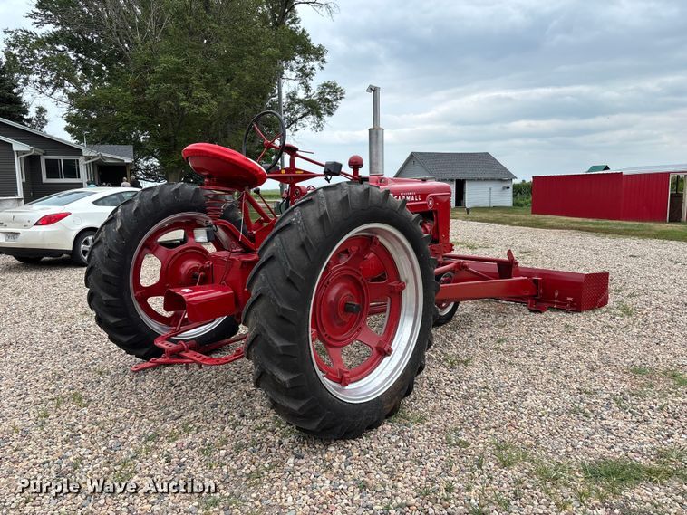 image for item NM9874 1946 McCormick Farmall H tractor