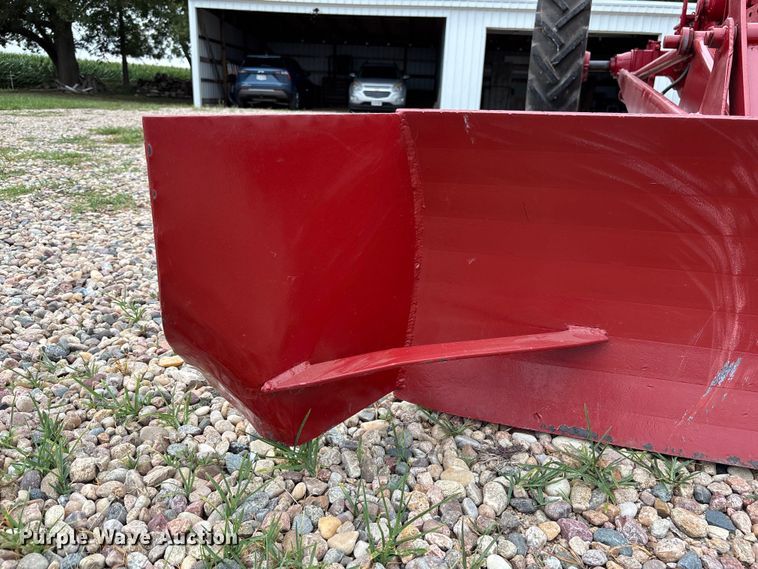 image for item NM9874 1946 McCormick Farmall H tractor