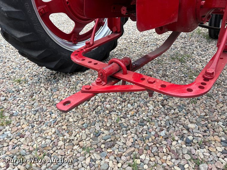 image for item NM9874 1946 McCormick Farmall H tractor