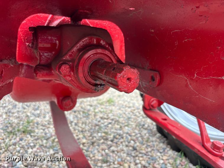 image for item NM9874 1946 McCormick Farmall H tractor