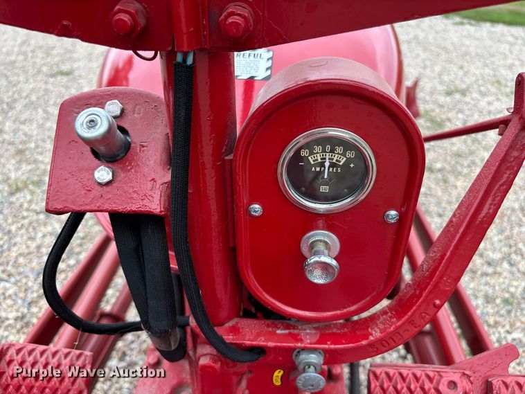 image for item NM9874 1946 McCormick Farmall H tractor